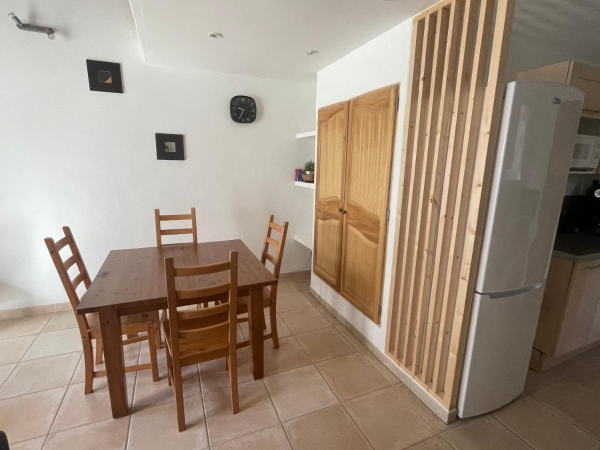 Logement Tout Confort Au Calme Entre Saint Tropez Et Les Gorges Du Verdon Le Thoronet Exteriér fotografie